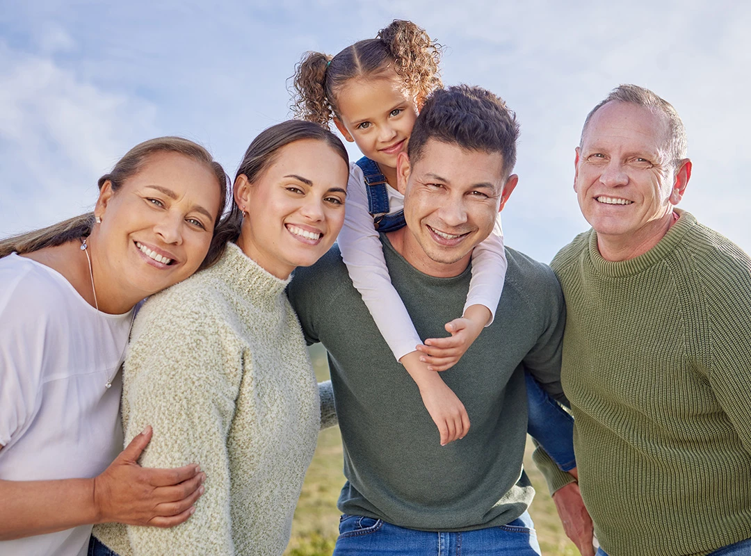 big-happy-family-at-home